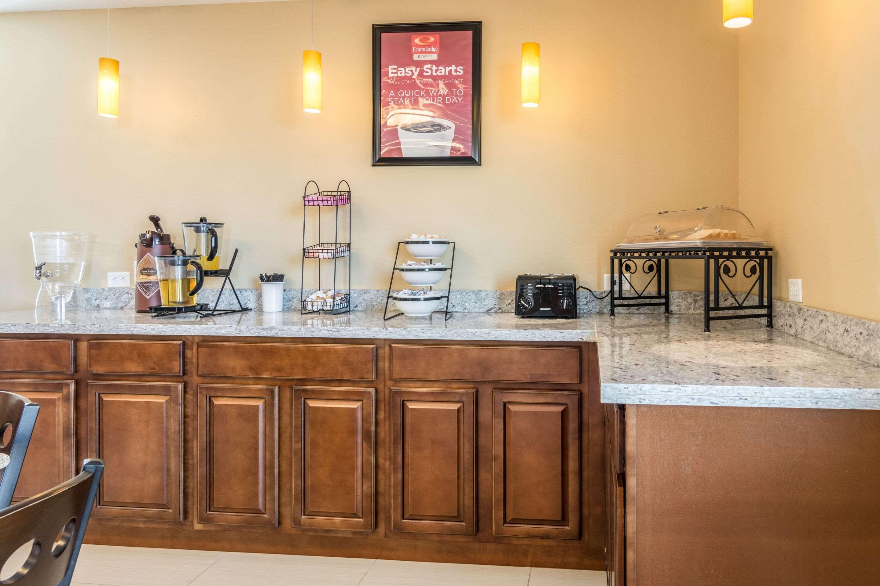 Econo Lodge Inn & Suites North Little Rock Near Riverfront Eksteriør bilde